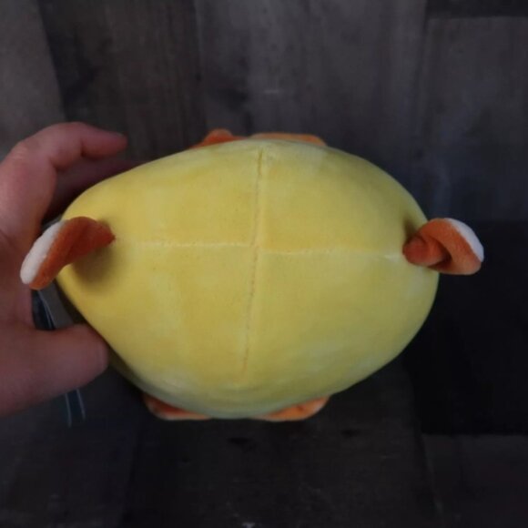 NWT Squishmallow Bijan Yellow Octopus Winking Plush Toy HAS FLAW 8" - Picture 9 of 9